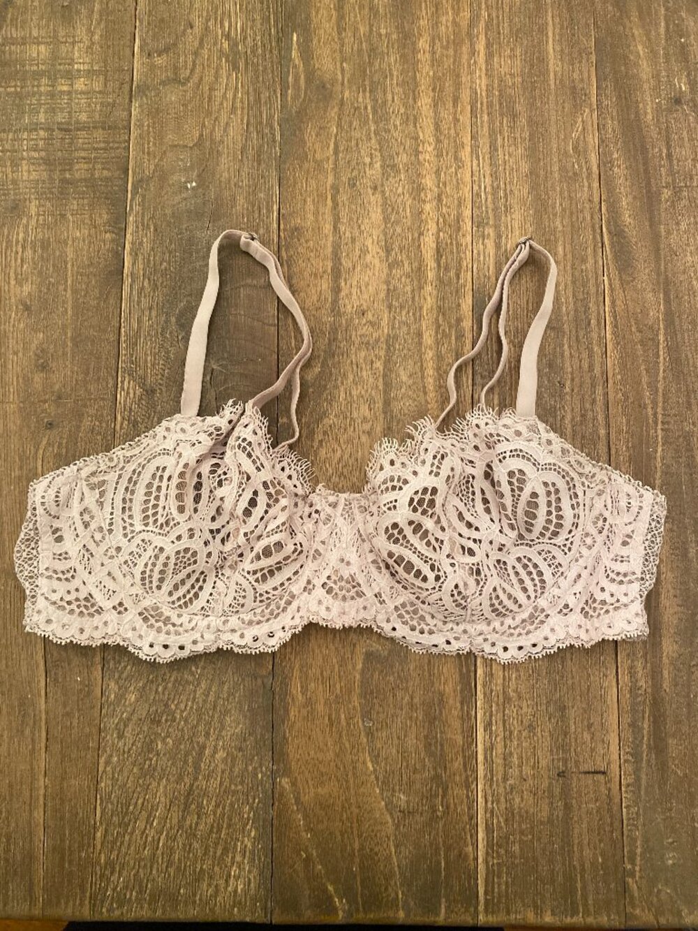 Victoria's Secret Dream Angels Push Up Without Padding Bra 36B Lace Light Pink